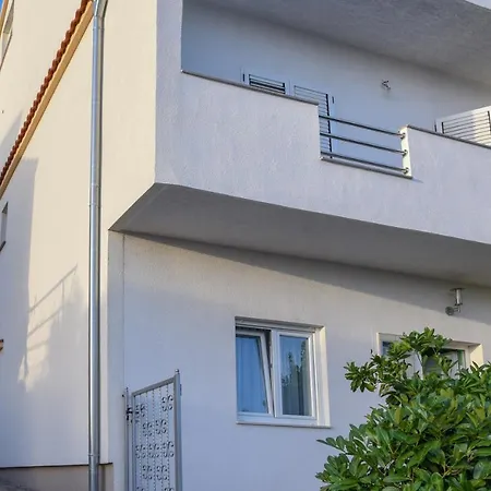 Bugenvilija Apartment Šibenik Exterior foto