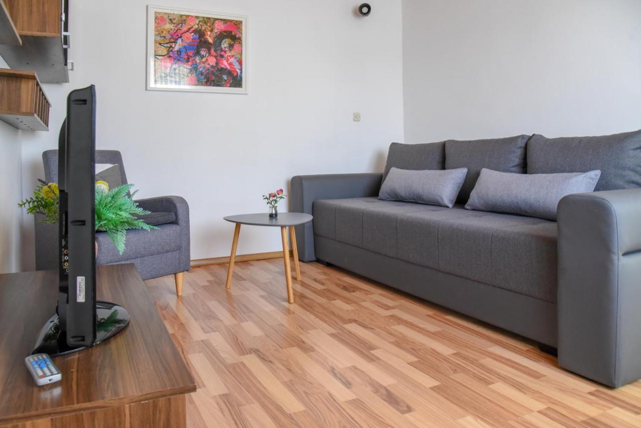 Bugenvilija Apartment *