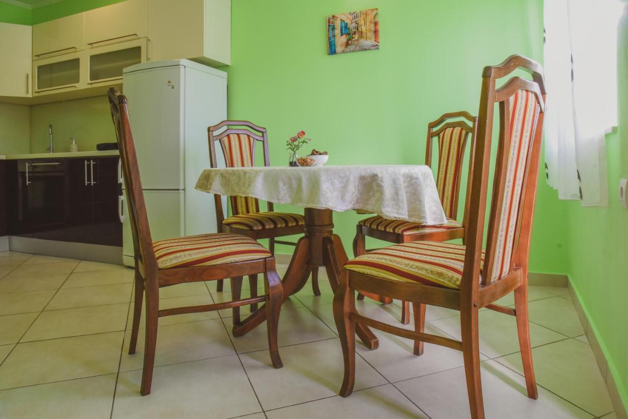 Apartment Bugenvilija *