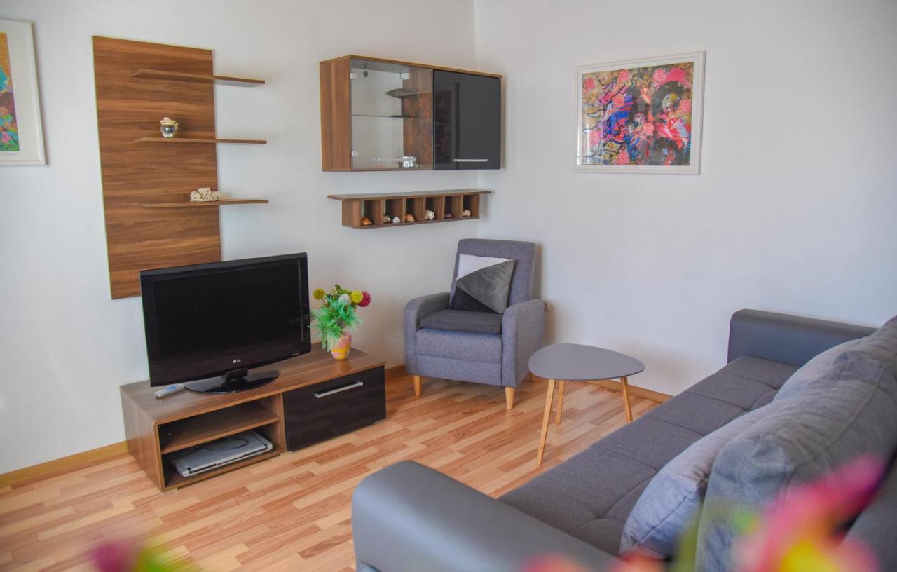 Bugenvilija Apartment Šibenik